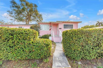 /international/us/901-12th-street-s-st-petersburg-fl-110105281402/