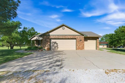 /international/us/927-n-343rd-st-w-cheney-ks-110107722153/