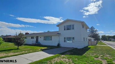 /international/us/1101-t-street-bridgeport-ne-110108823971/
