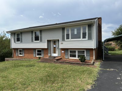 /international/us/929-citadel-ln-salem-va-110120580969/