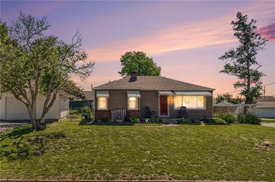 /international/us/401-maple-avenue-smithville-mo-110107831128/