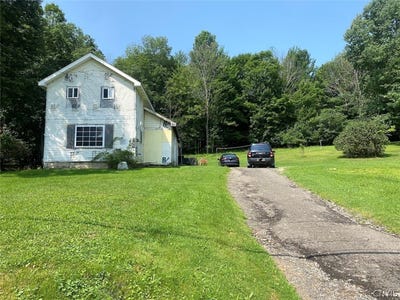 /international/us/1873-county-road-18-wellsville-ny-110109788121/
