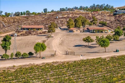 /international/us/37080-santa-anita-drive-temecula-ca-110096957783/