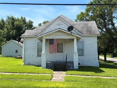 /international/us/312-w-van-buren-street-gallatin-mo-110108945544/