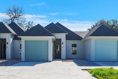 /international/us/300-avenue-b-broussard-la-110107315649/