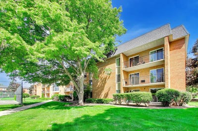 /international/us/1056-n-mill-street-naperville-il-110108221340/