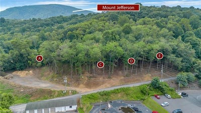 /international/us/002-burkett-avenue-west-jefferson-nc-110101404165/?lang=zh-cn