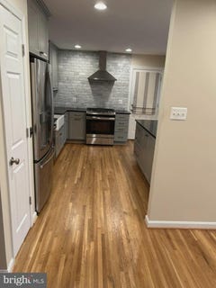 /international/us/9238-kristin-ln-fairfax-va-110108070363/
