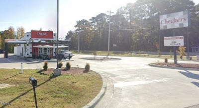 /international/us/1888-e-raleigh-boulevard-rocky-mount-nc-110107338439/