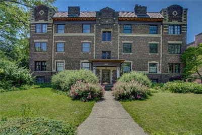 /international/us/2472-overlook-road-unit-5-cleveland-heights-oh-110100798718/