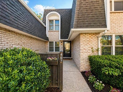 /international/us/407-birchwood-road-medford-ny-110107651581/