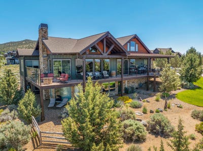 /international/us/16186-sw-vaqueros-way-powell-butte-or-110100033577/