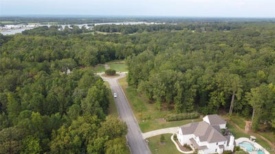/international/us/4-doe-run-court-pike-road-al-110094109576/