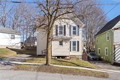 /international/us/30-lake-street-perry-ny-110106310805/
