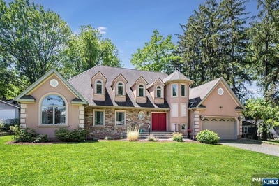 /international/us/16-norwood-avenue-glen-rock-nj-110108300101/