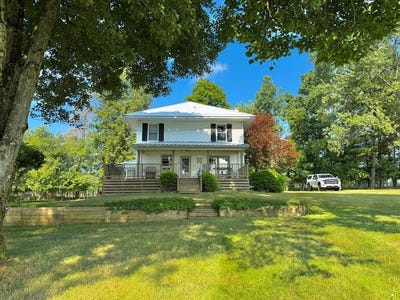 /international/us/626-cherrytree-rd-franklin-pa-110101453545/