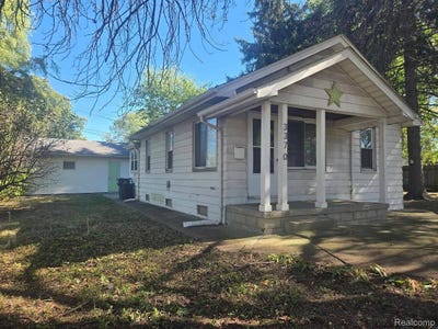/international/us/3370-harris-street-ferndalecity-oakland-mi-110106816310/