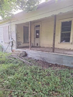 /international/us/601-s-narcissus-street-kosse-tx-110101075056/