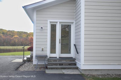 /international/us/96-jefferson-hill-road-chatham-ny-110107727037/