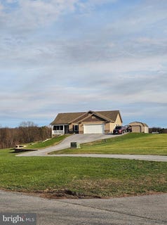 /international/us/12845-independence-road-clear-spring-md-110107724419/
