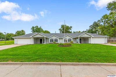 /international/us/522-e-1st-street-papillion-ne-110120534085/