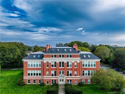 /international/us/6-school-street-stonington-ct-110108122544/
