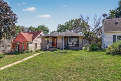 /international/us/3401-mcnair-drive-n-robbinsdale-mn-110119571535/