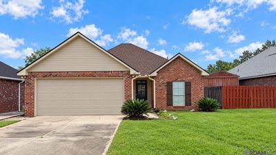 /international/us/14207-stones-throw-ct-denham-springs-la-110120421105/