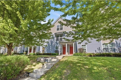 /international/us/3115-clover-ridge-drive-chaska-mn-110108364852/