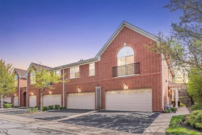 /international/us/947-kensington-drive-northbrook-il-110108015525/