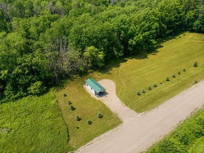 /international/us/8339-middle-road-angelica-ny-110109869547/