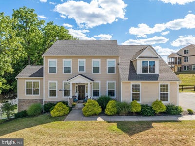 /international/us/131-chanterelle-court-stephens-city-va-110100096544/