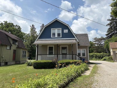 /international/us/1700-s-state-street-ann-arbor-mi-110108222972/