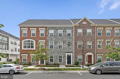 /international/us/14803-retreat-boulevard-chantilly-va-110108716776/