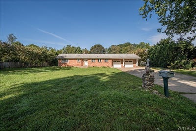 /international/us/27-woodview-drive-orchard-park-ny-110119901256/