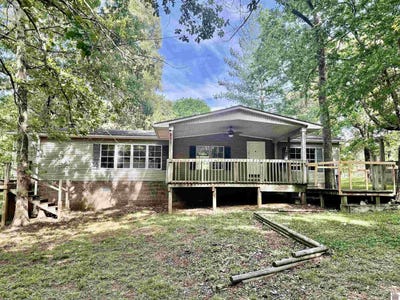 /international/us/382-green-acres-lane-benton-ky-110108297059/