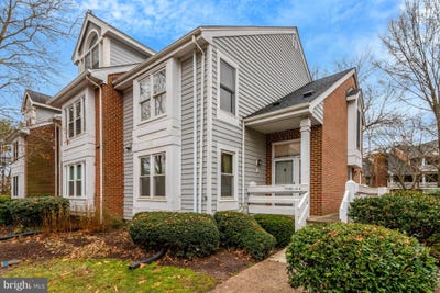 /international/us/7598-n-lakeside-village-drive-falls-church-va-110106008976/