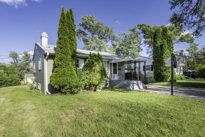 /international/us/2809-n-elmwood-avenue-waukegan-il-110108765514/