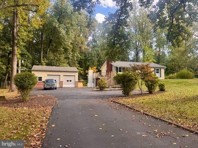 /international/us/162-steinmetz-road-schwenksville-pa-110120609865/