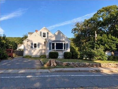/international/us/2-whitman-street-smithfield-ri-110119961288/
