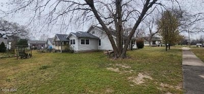 /international/us/1607-washington-avenue-baxter-springs-ks-110106733389/