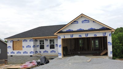 /international/us/152-buckeye-court-mt-sterling-ky-110100029207/