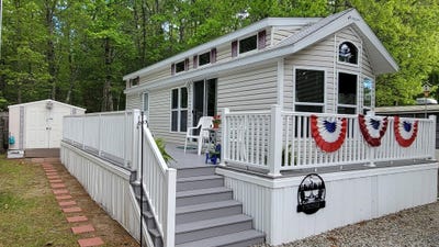 /international/us/1-robinson-way-kennebunk-me-110107818280/