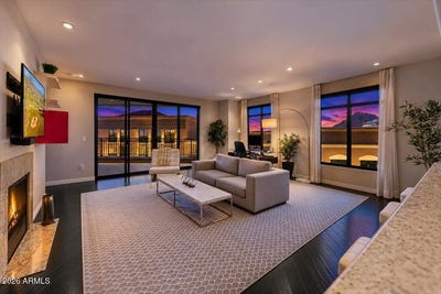 /international/us/7175-e-camelback-road-scottsdale-az-110120772883/