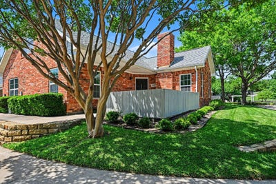 /international/us/6113-haley-lane-fort-worth-tx-110107718704/