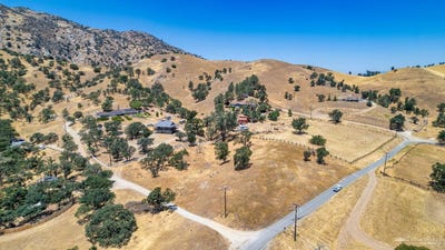 /international/us/0-clover-spring-road-tehachapi-ca-110101040368/?lang=zh-cn