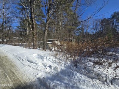 /international/us/674-lily-pond-road-granville-ny-110105866680/