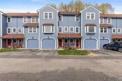 /international/us/200-heroux-boulevard-cumberland-ri-110107796478/