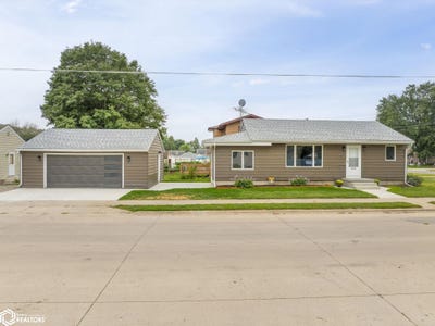 /international/us/241-27th-street-sw-mason-city-ia-110119690623/