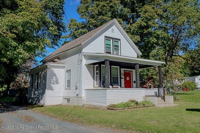 /international/us/11-griswald-street-nassau-ny-110120650728/